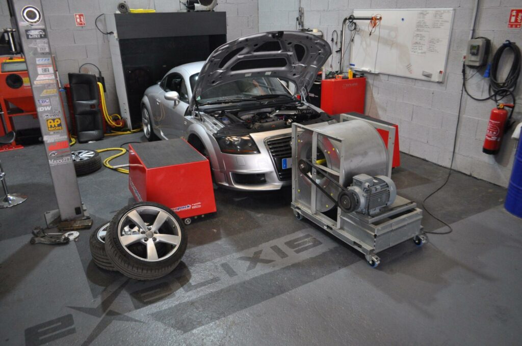Audi TT 1.8T