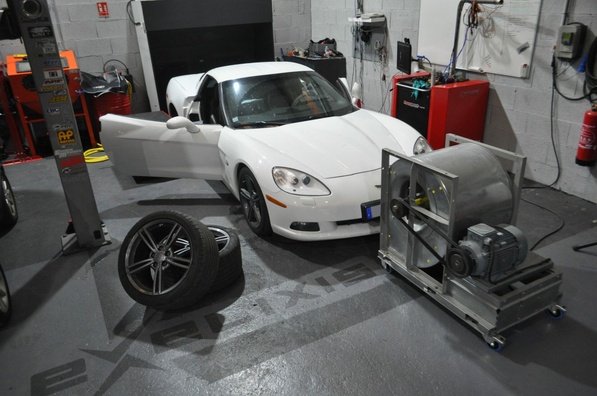 Corvette C6 MaxxECU