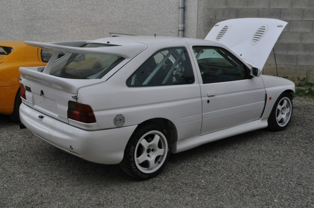 ford-escort-cosworth